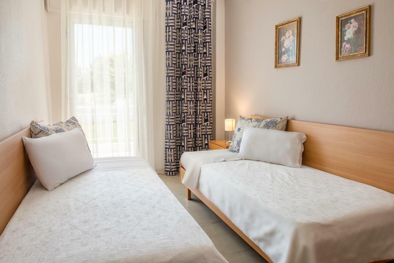 Nea Kallikrateia Georgalas Rest Apartments מראה חיצוני תמונה